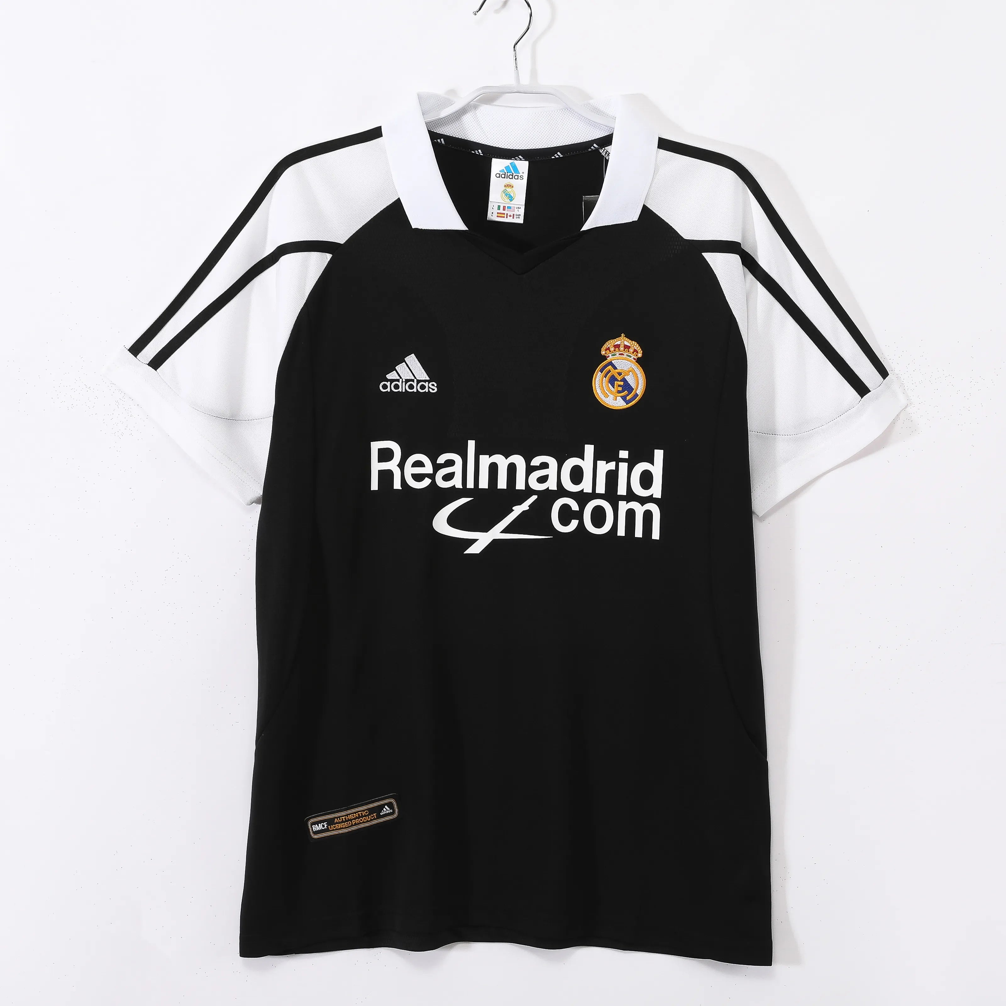 01/02 Real Madrid Retro - Away Kit