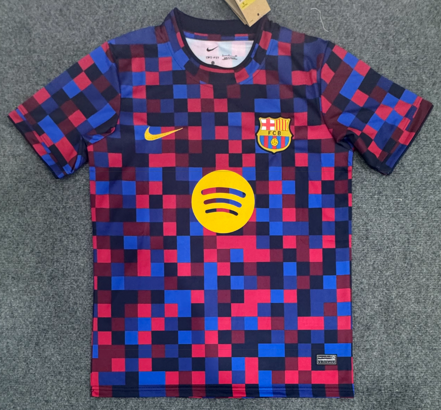 Barcelona 26/27 - Home Kit (Fan)