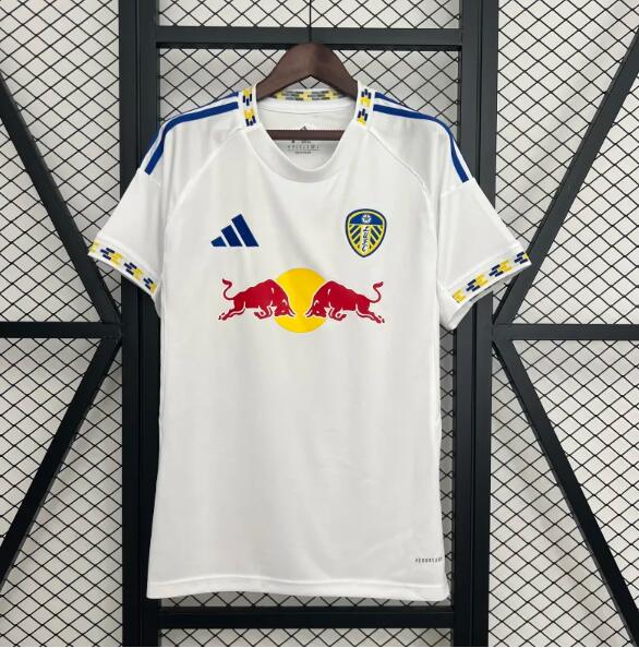Leeds United 25/26 - Home Kit (Fan)