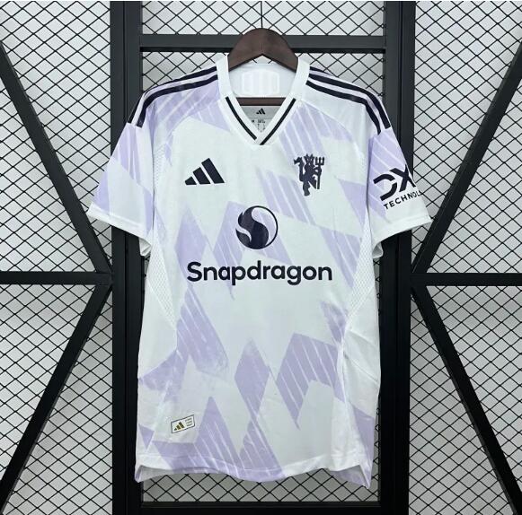 Manchester United 25/26 - Away Kit (Fan)