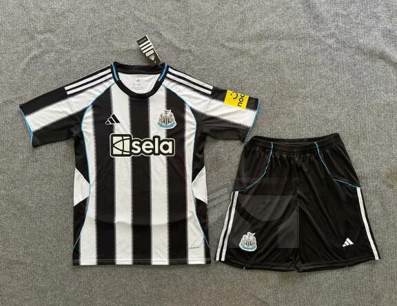 Newcastle United 25/26 - Home Kids Kit