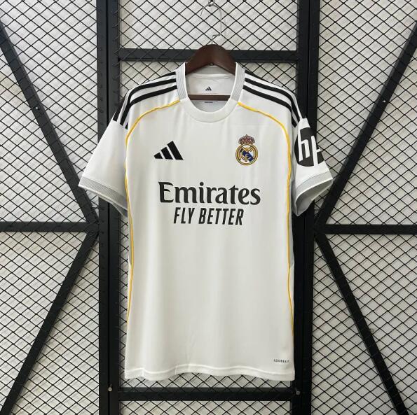 Real Madrid 25/26 - Home Kit (Fan)