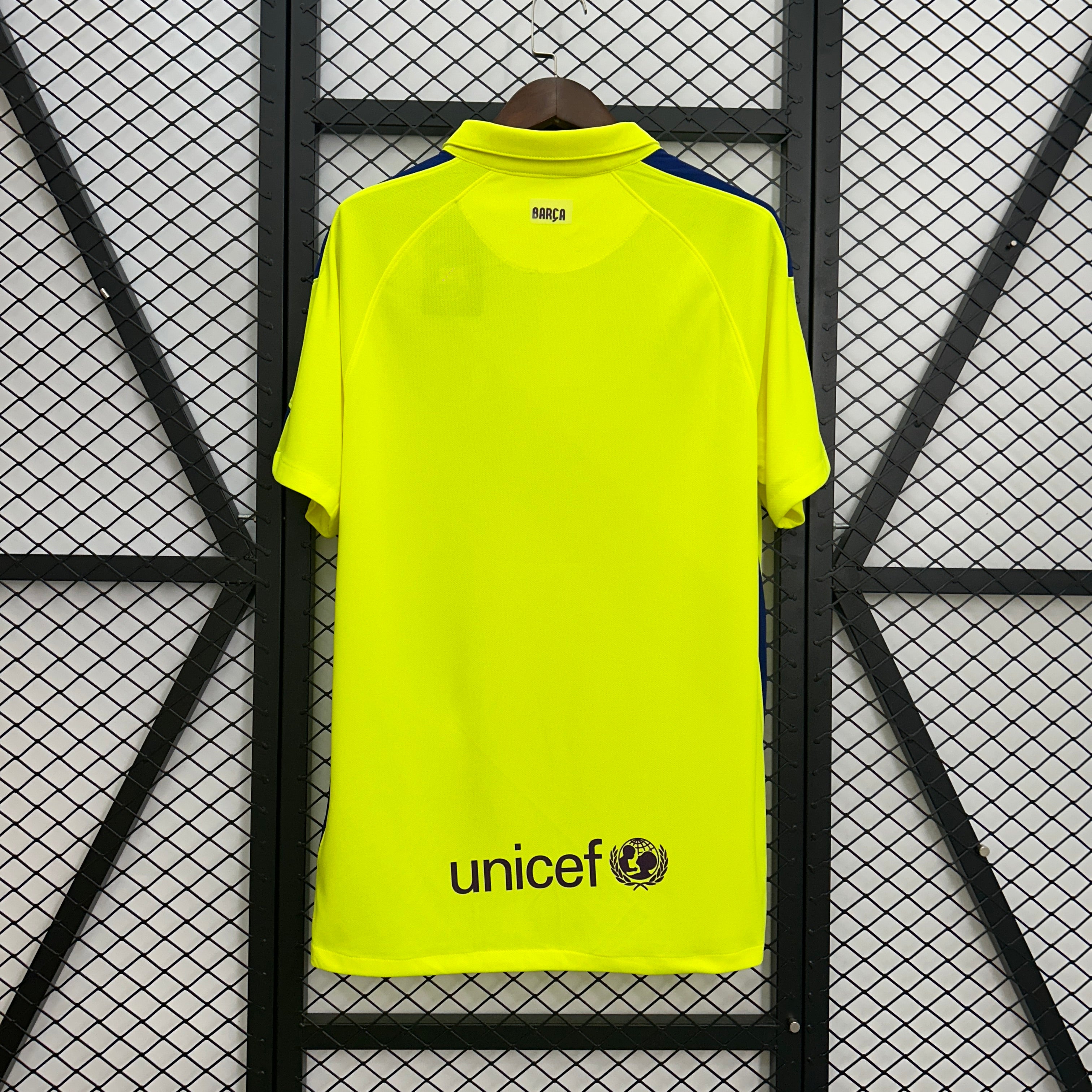 14/15 Barcelona Retro - Third Kit