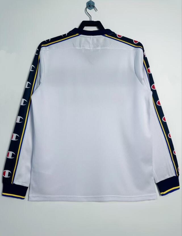 Parma 2002-03 Retro - Away
