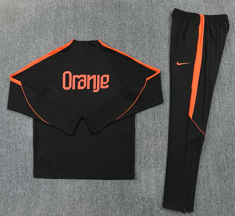 Netherlands 2026 World Cup - Tracksuit (Long Sleeves)