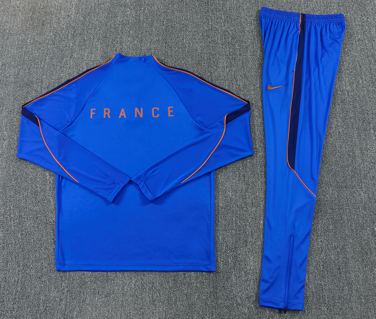 France 2026 World Cup - Tracksuit (Long Sleeves)