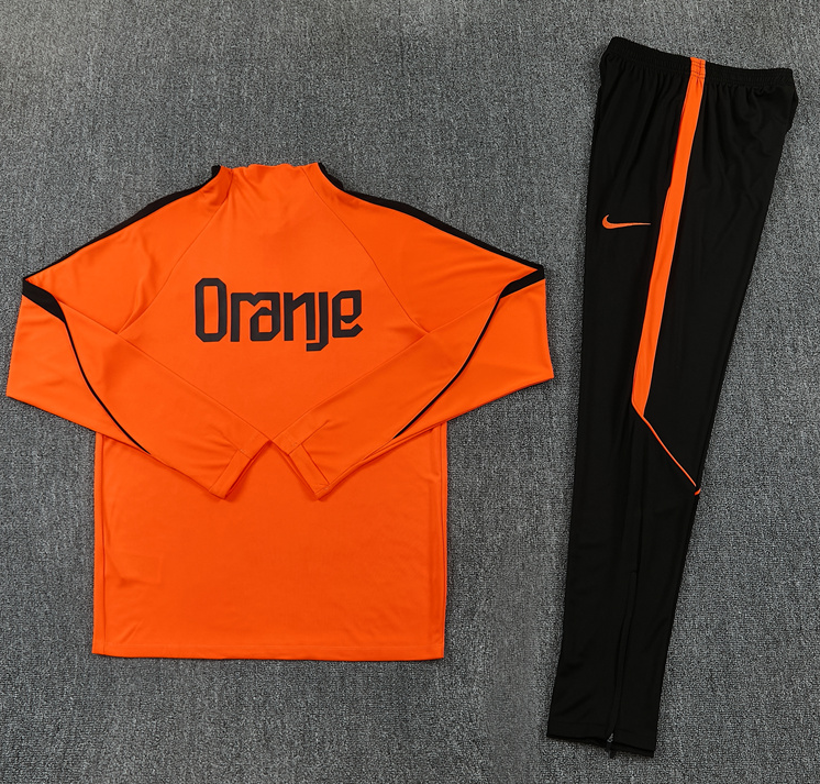 Netherlands 2026 World Cup - Tracksuit (Long Sleeves)
