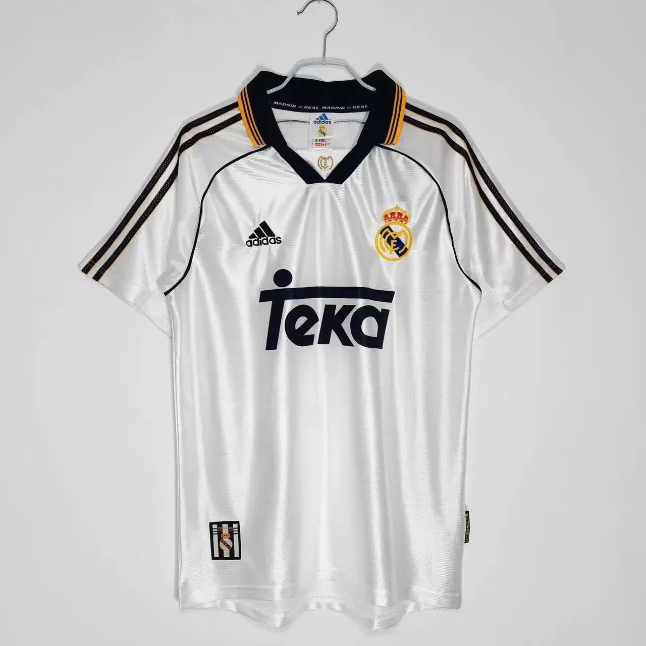 98/00 Real Madrid Retro - Home Kit