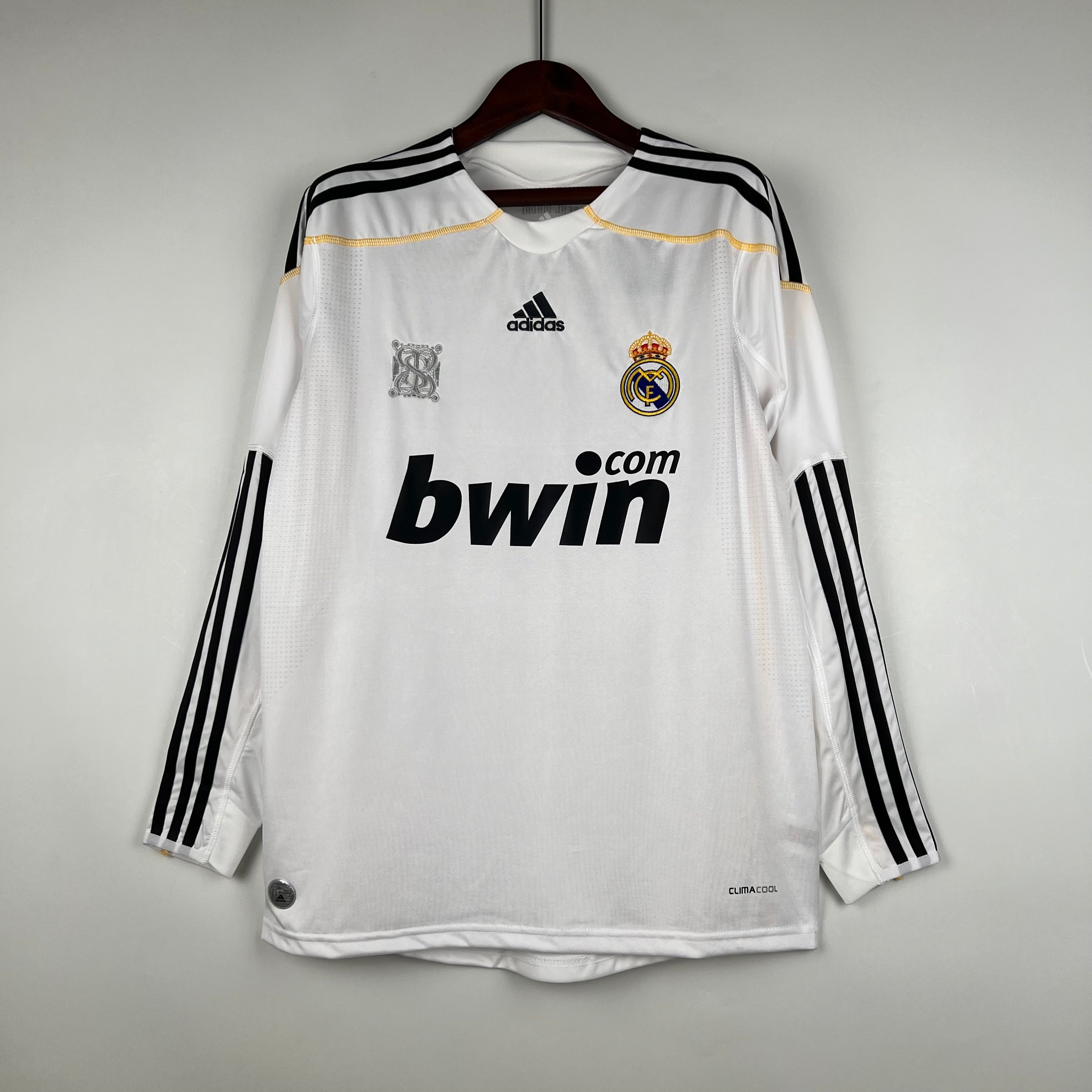 09/10 Real Madrid Retro Long Sleeve - Home Kit