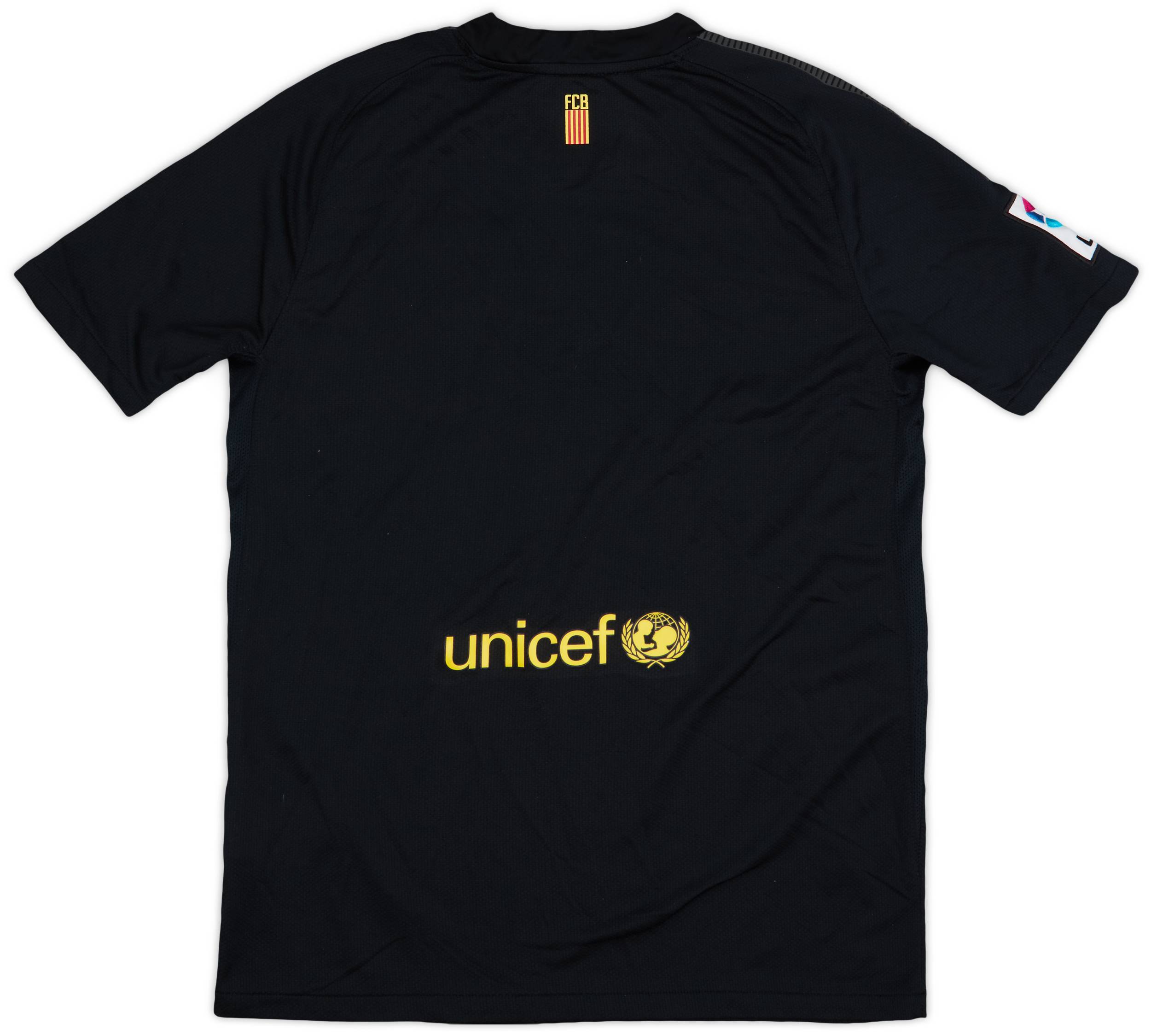 11/12 Barcelona Retro - Away Kit