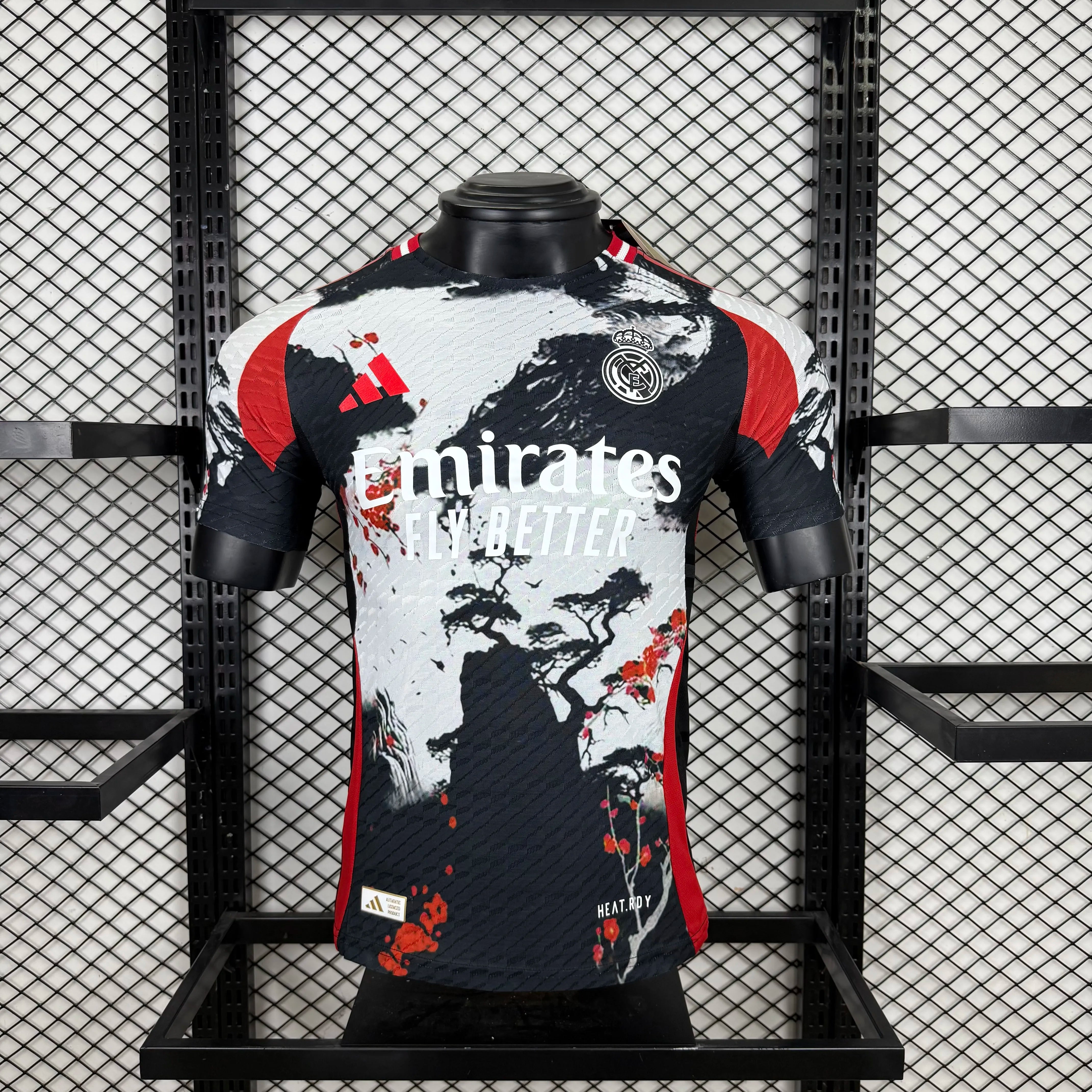 25/26 Real Madrid Player's Edition Red - Concept Kit