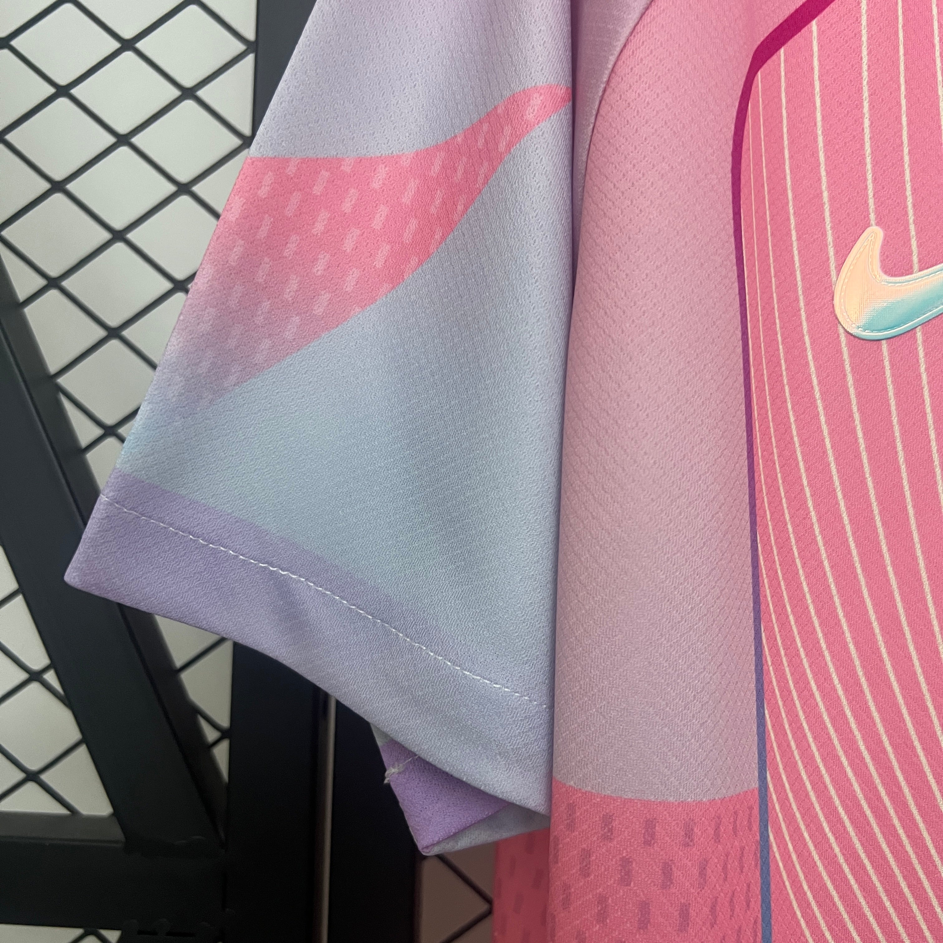 25/26 Barcelona Pink - Kit Concept