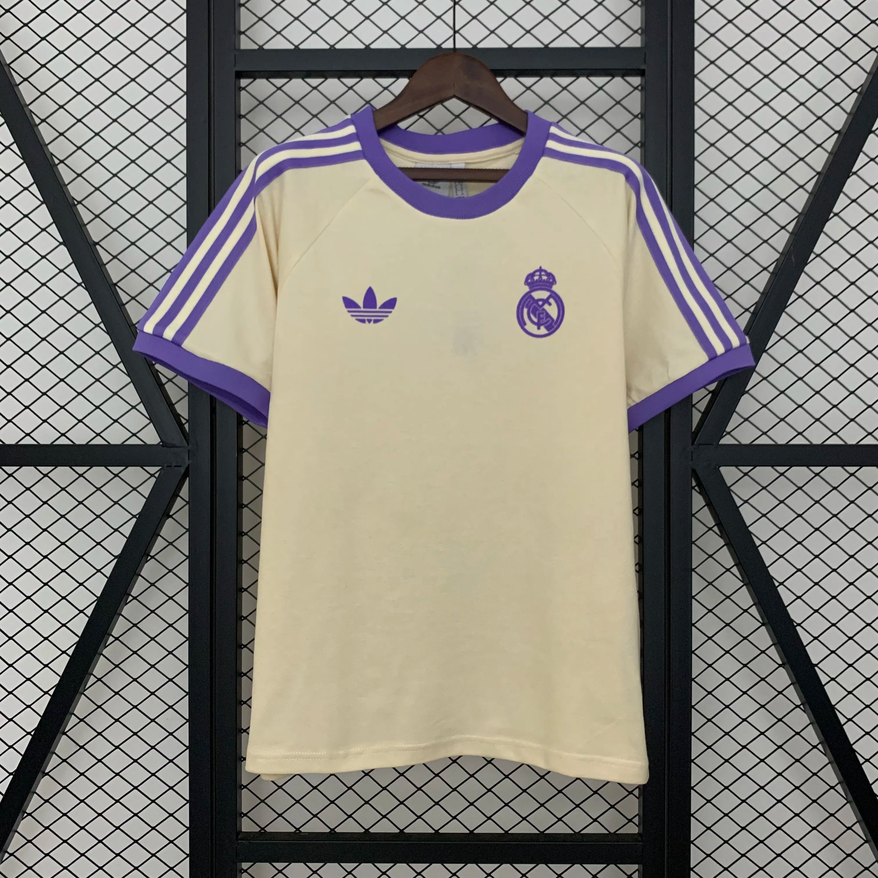 25/26 Real Madrid Purple - Concept Kit