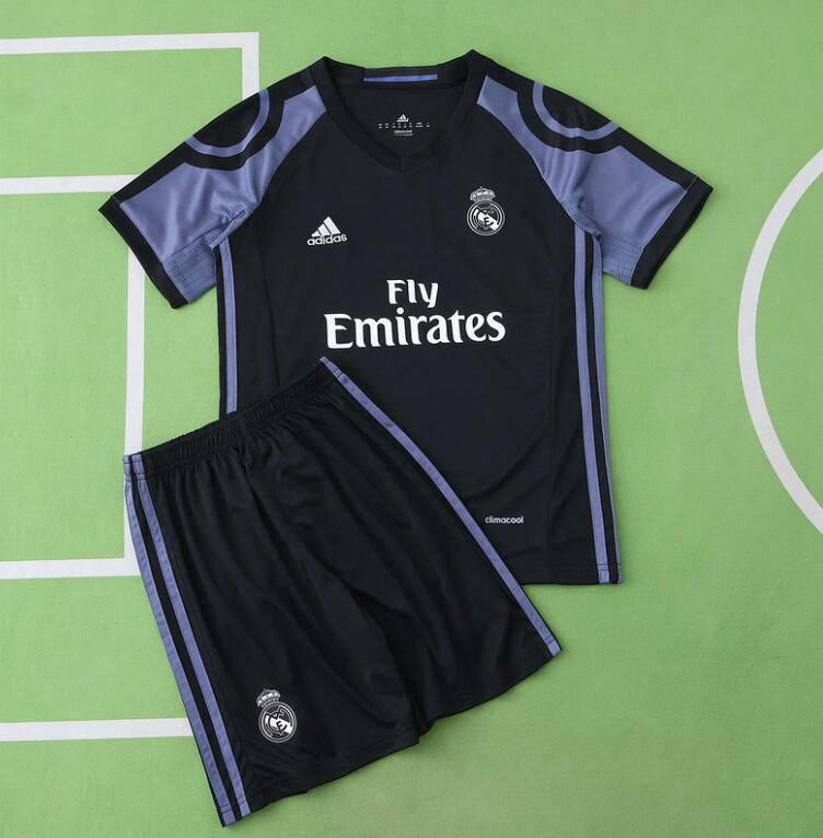 Real Madrid 2016-17 Retro - Third Kids Kit