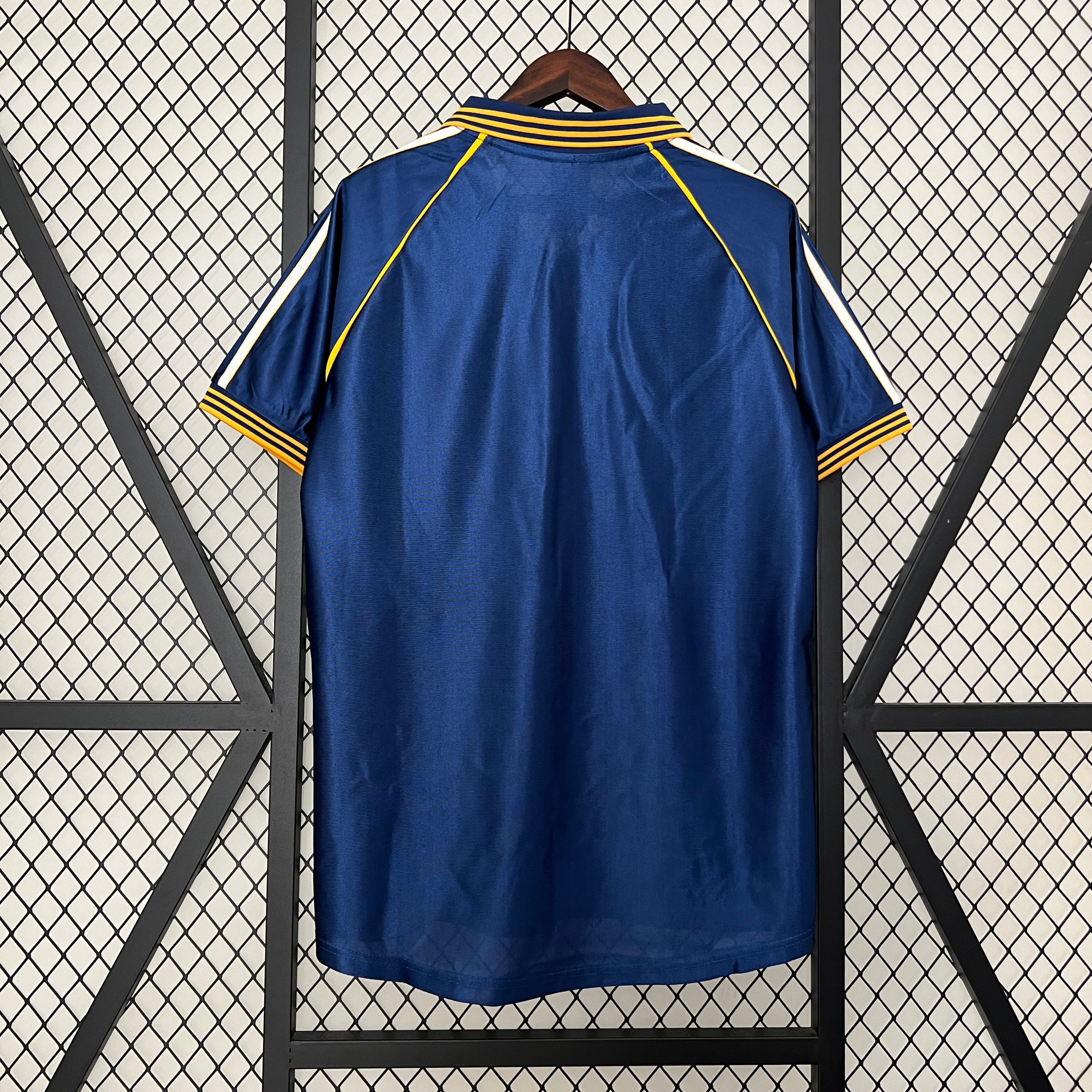 98/00 Real Madrid Retro - Third Kit