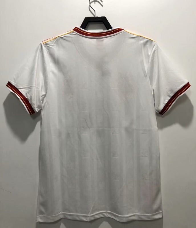 Liverpool 1985-86 Retro - Third