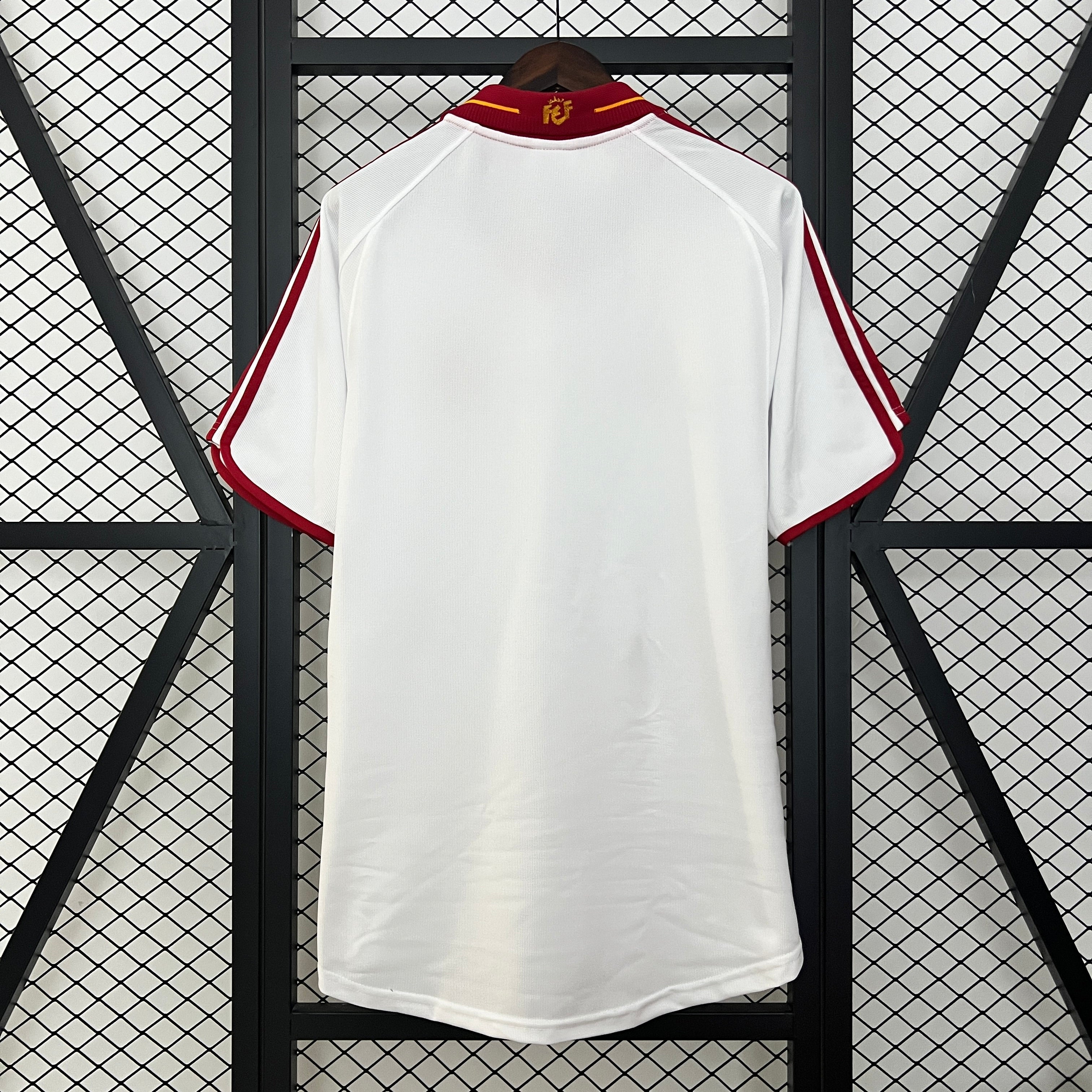 2000 Spain Retro - Away Kit