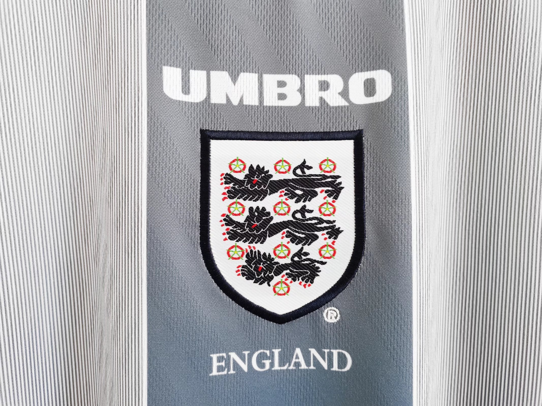 1996 England Retro - Away Kit
