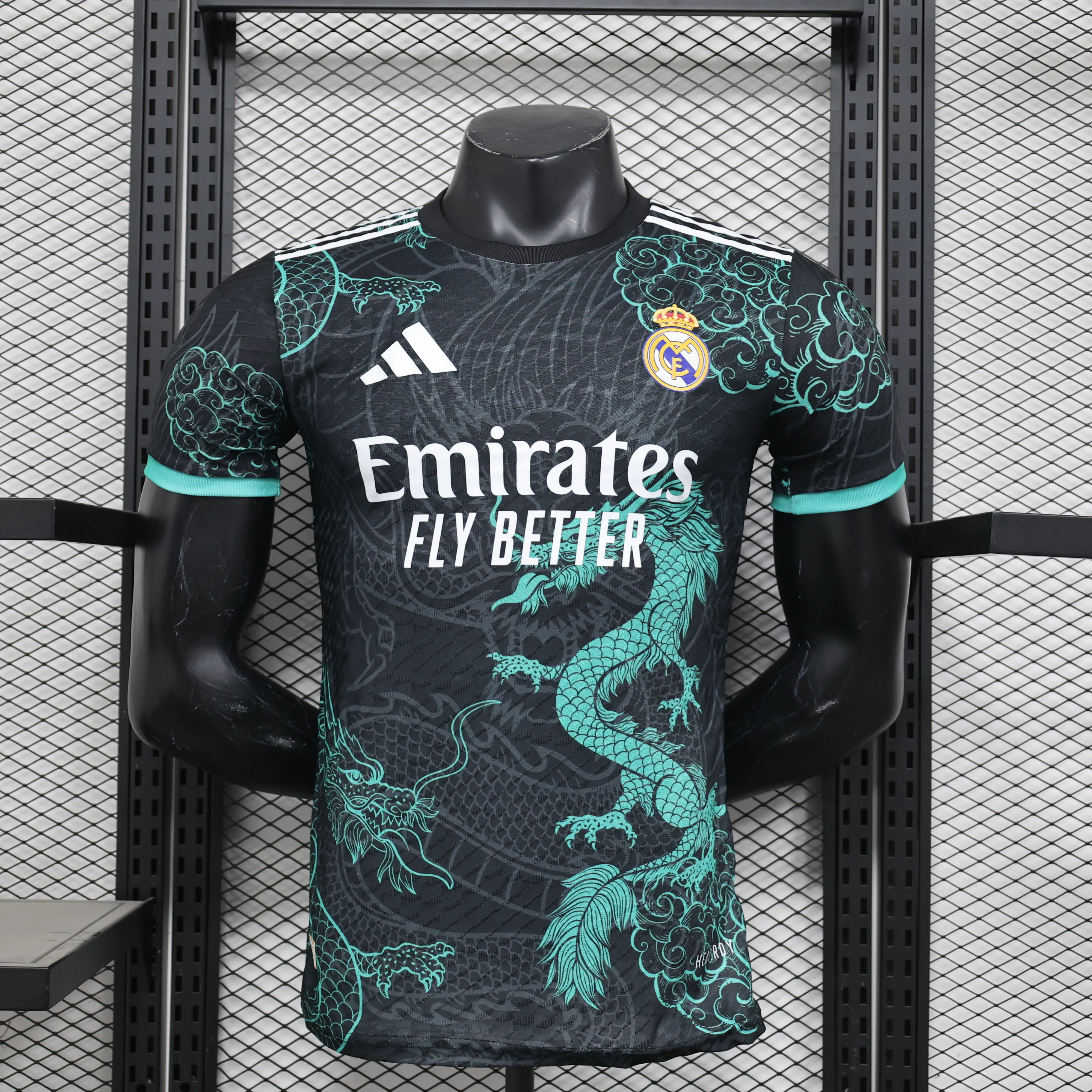 24/25 Real Madrid Player's Edition Black - Concept Kit