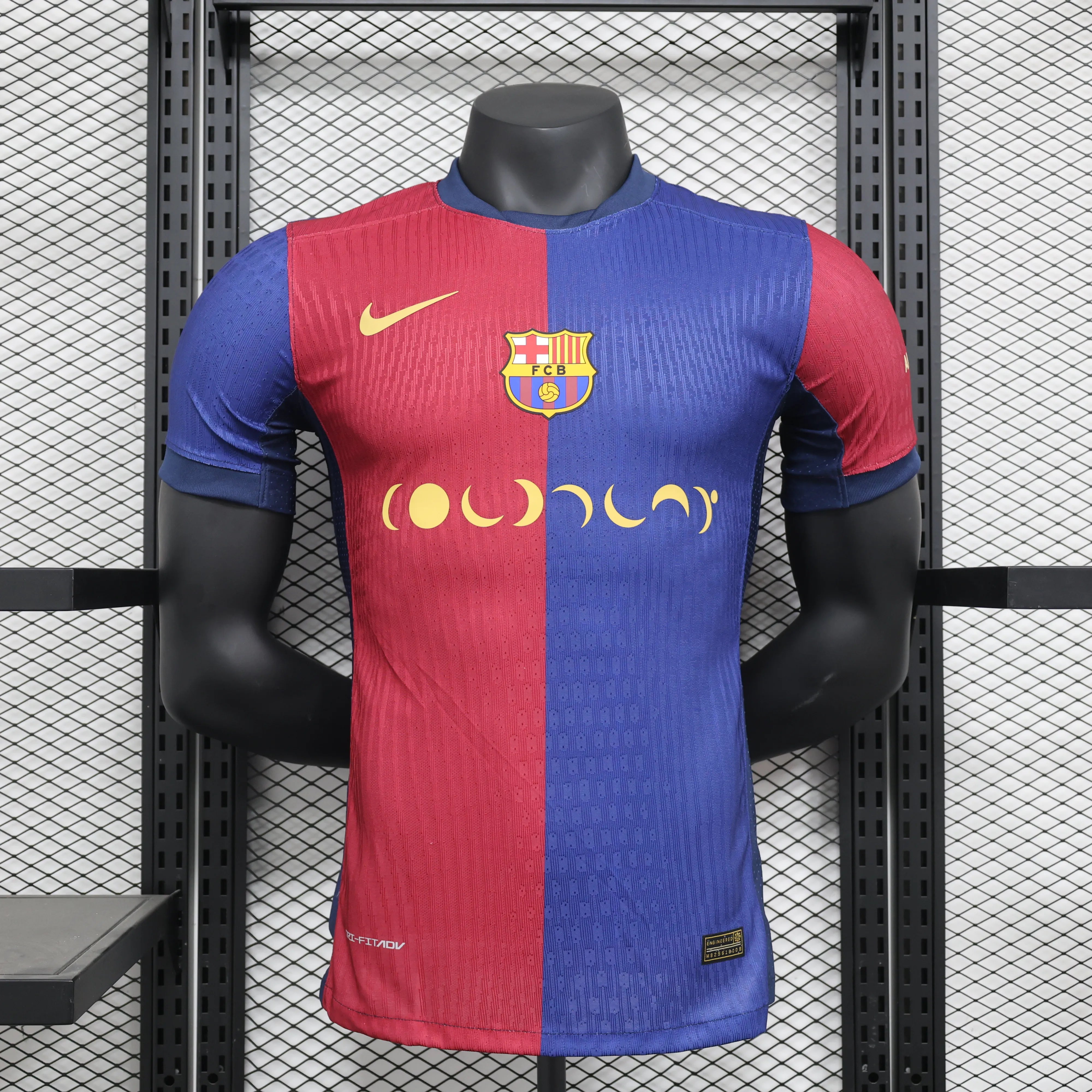 24/25 Barcelona x Coldplay Retro Player's Edition - Home Kit