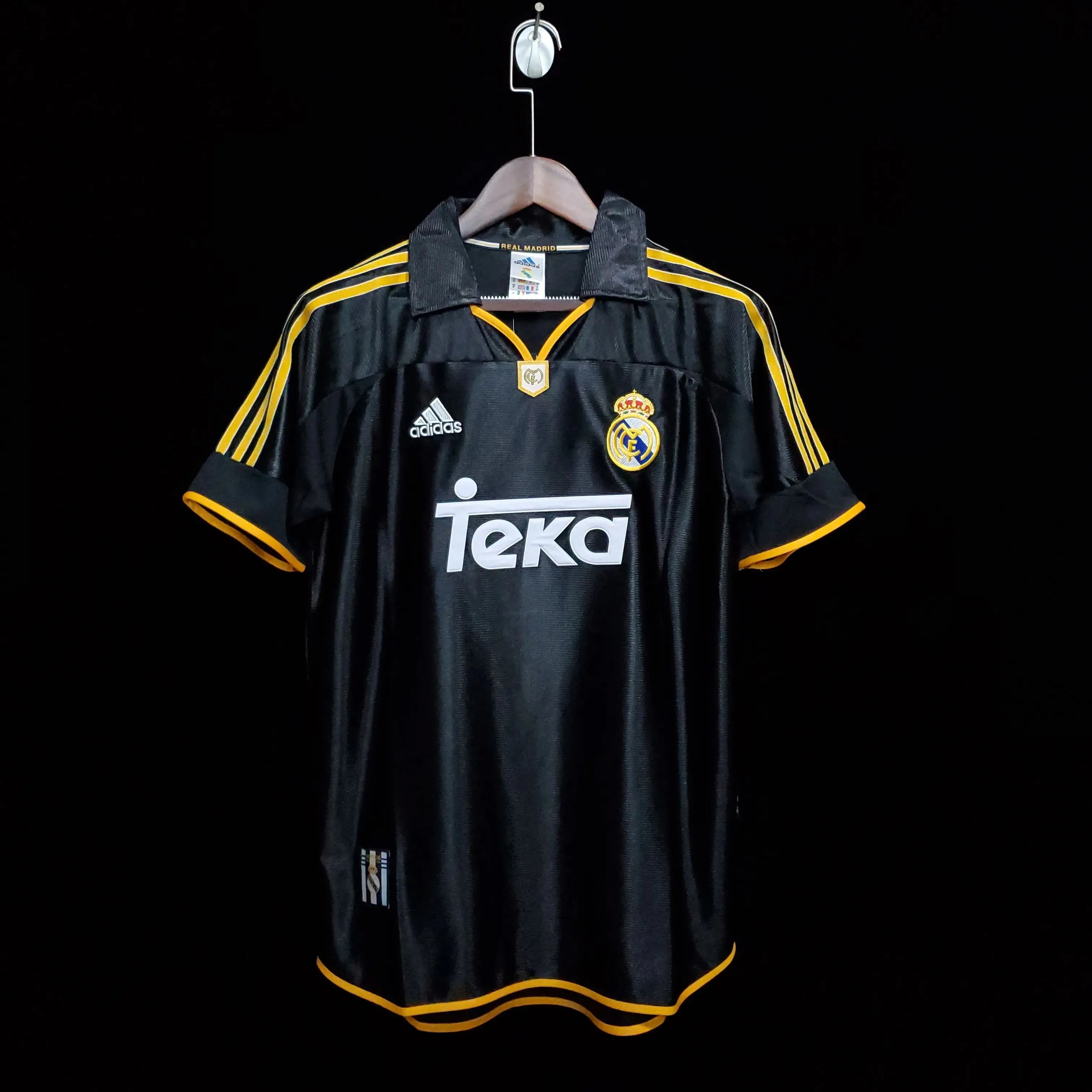 99/00 Real Madrid Retro - Away Kit