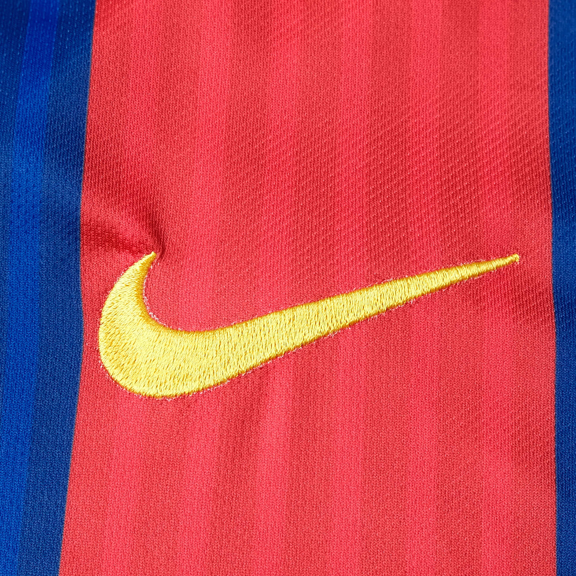 16/17 Barcelona Retro - Home Kit