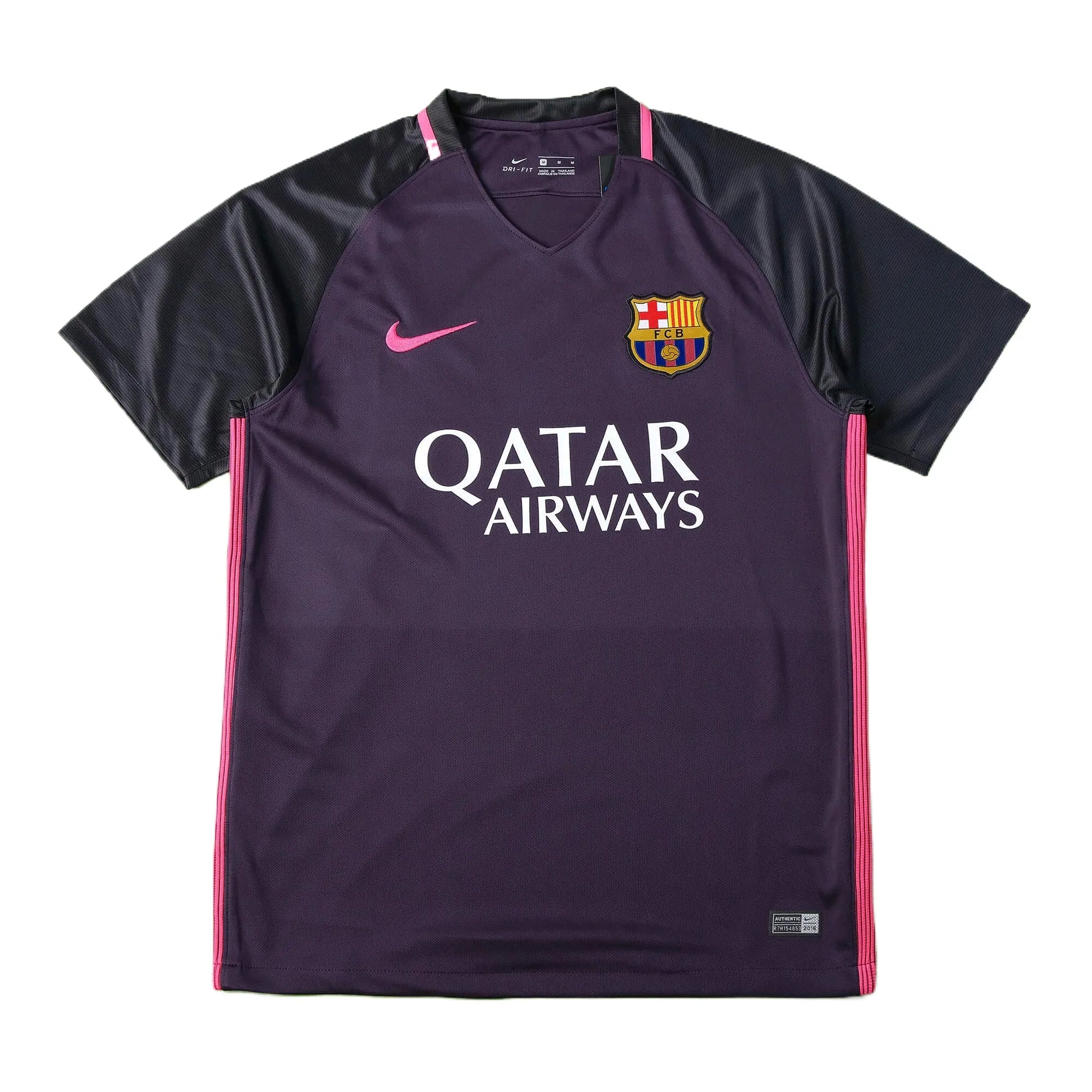16/17 Barcelona Retro - Away Kit