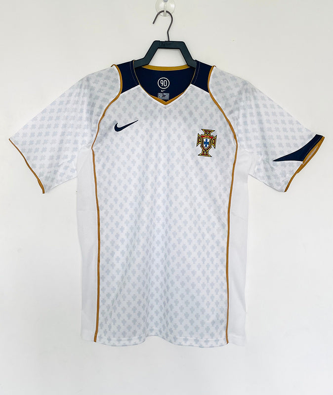 Portugal 2004 Retro - Away