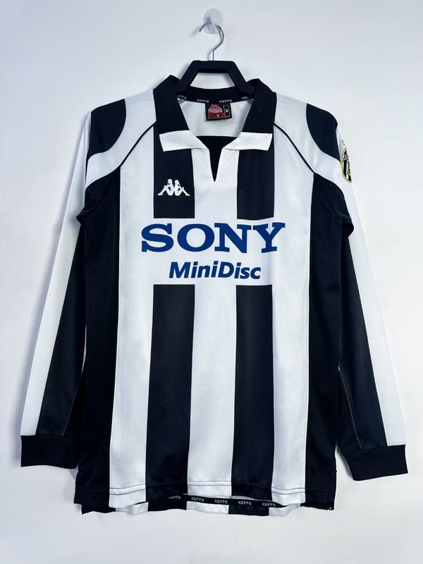 Juventus 1997-98 Retro - Home