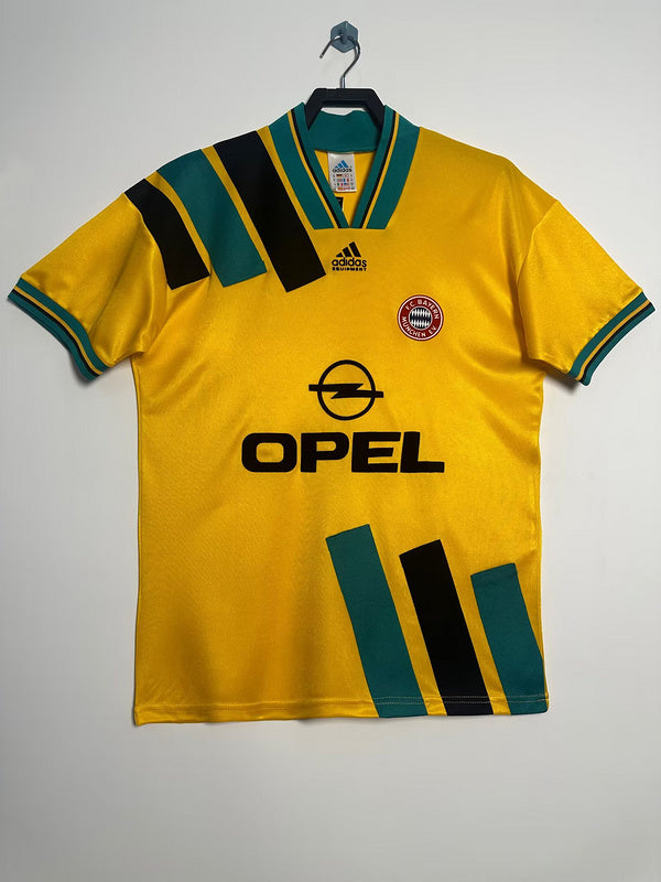 Bayern Munich 1993-95 Retro - Away
