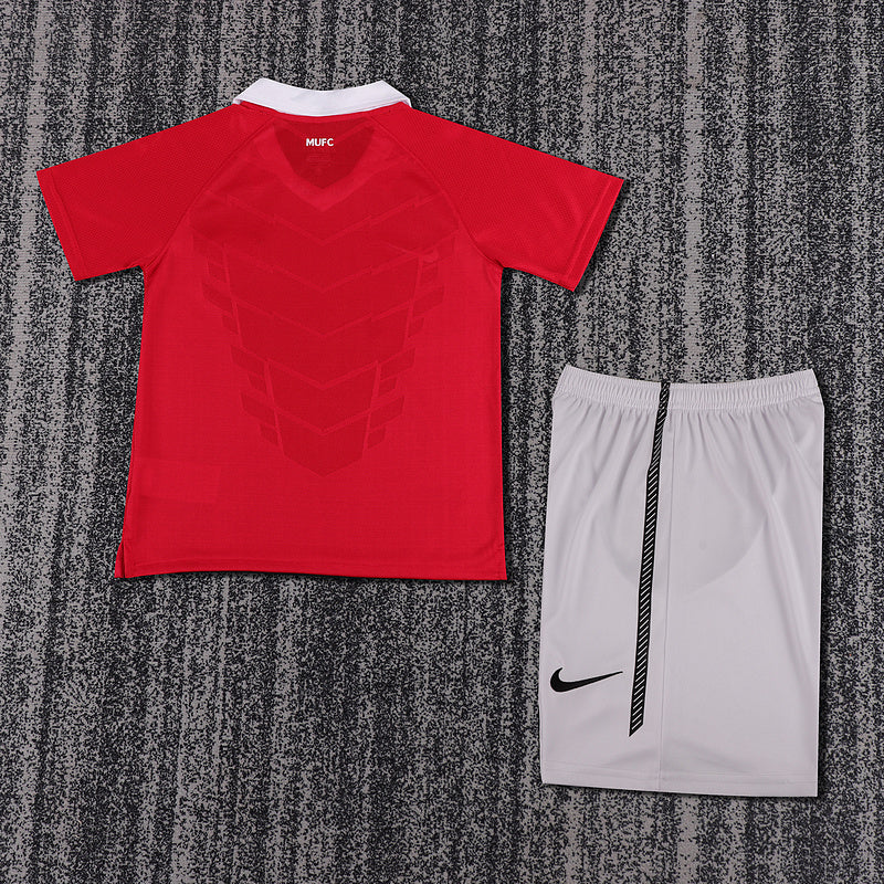 Manchester United 2010-11 Retro - Home Kids Kit