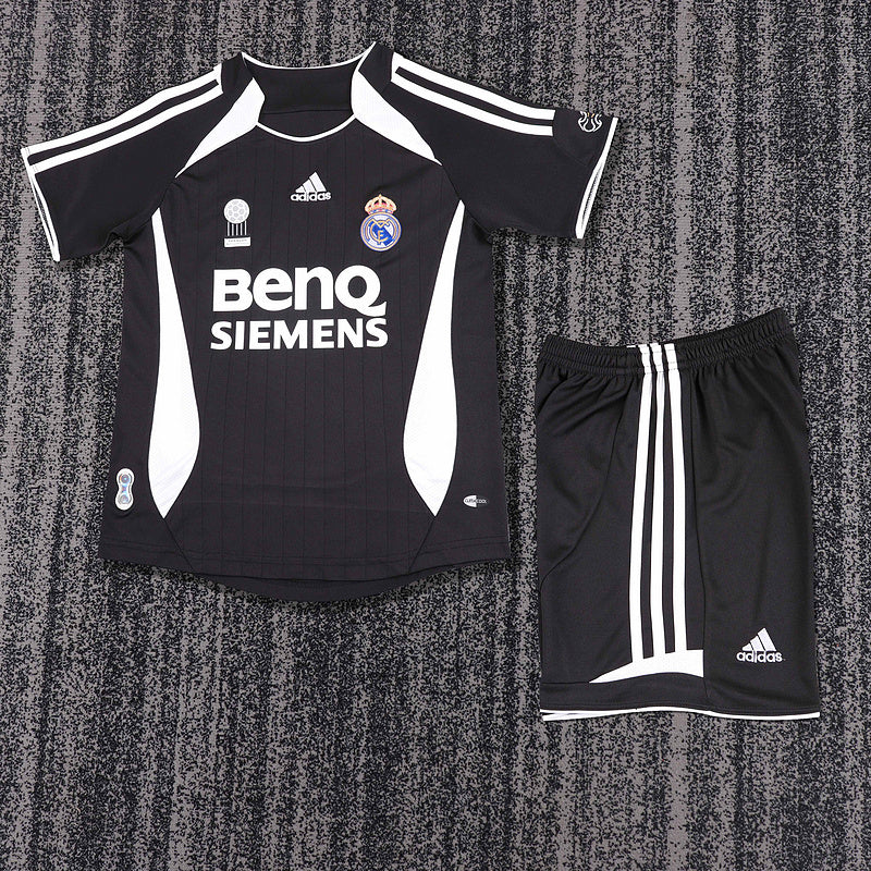 Real Madrid 2006-07 Retro - Third Kids Kit