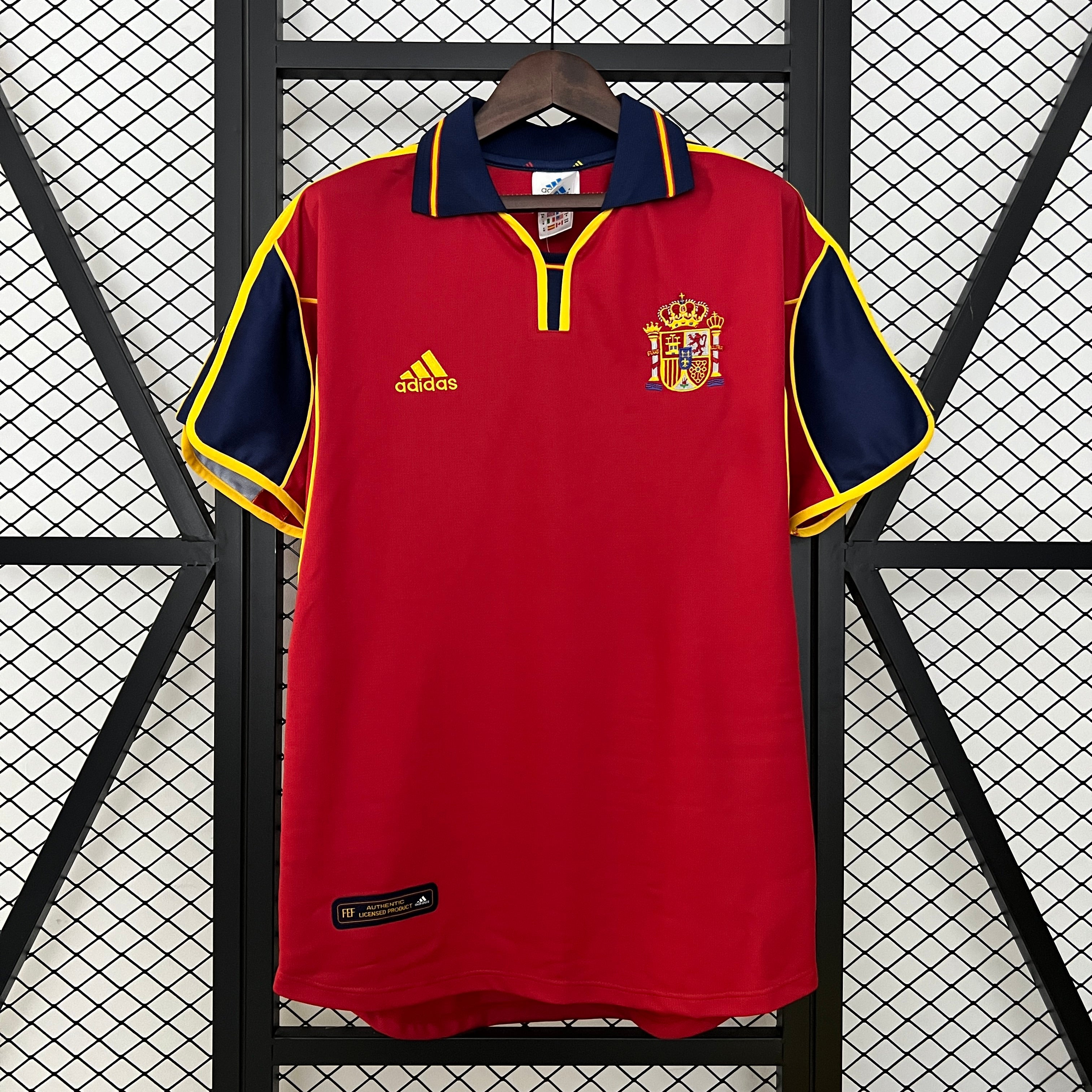 2000 Spain Retro - Home Kit