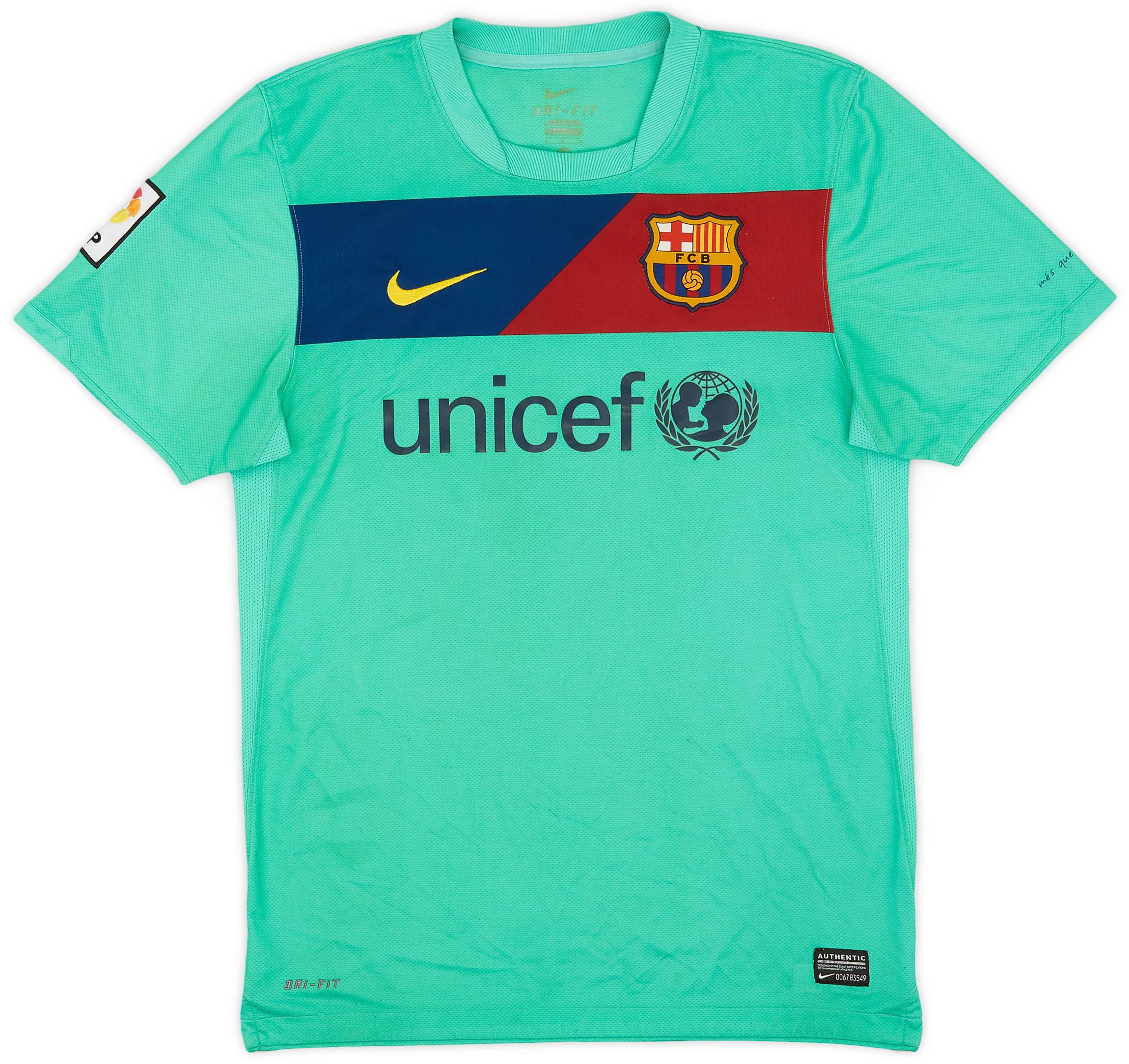 10/11 Barcelona Retro - Away Kit