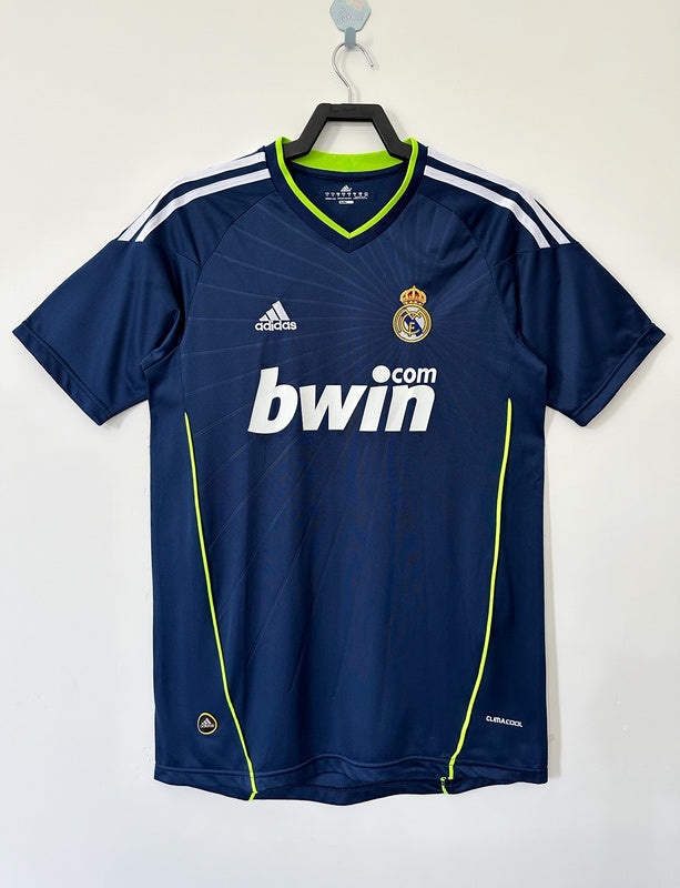 Real Madrid 2010-11 Retro - Away