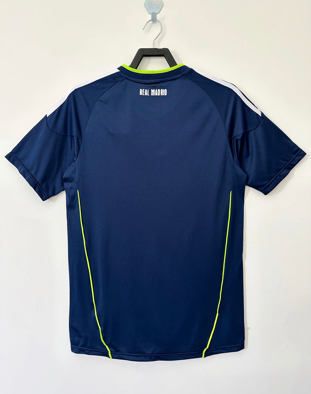 Real Madrid 2010-11 Retro - Away