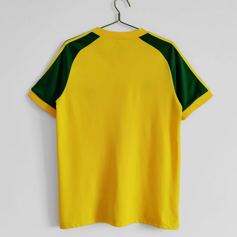 Wales 1982 Retro - Away