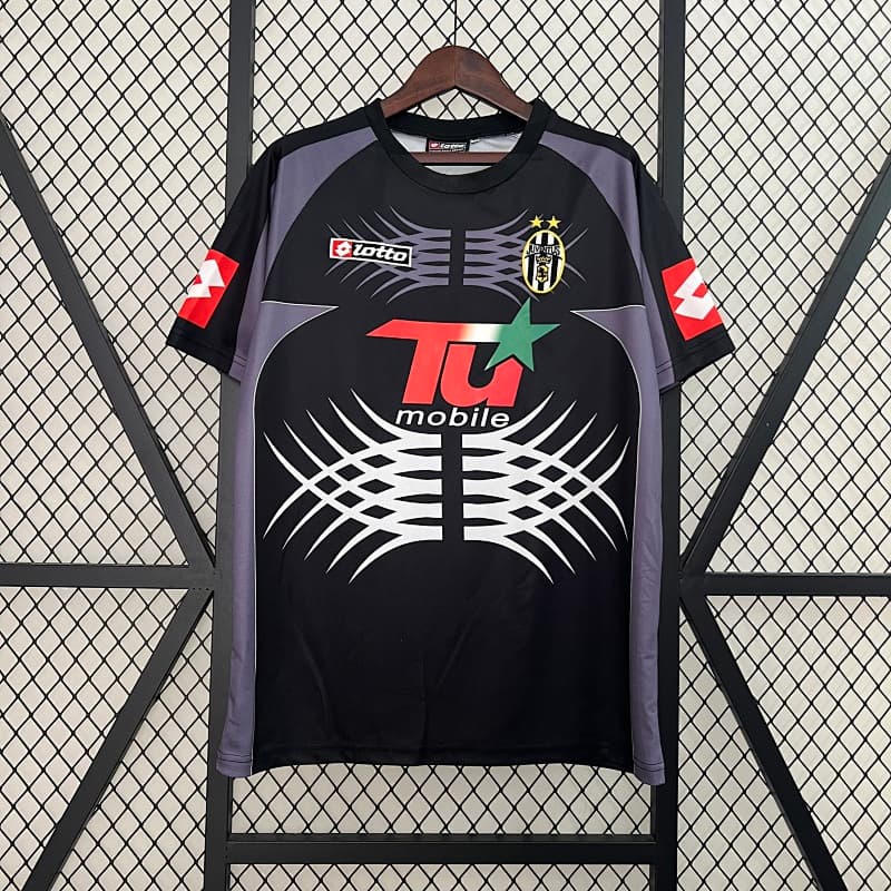 Juventus Goalkeeper Jersey 2001/02