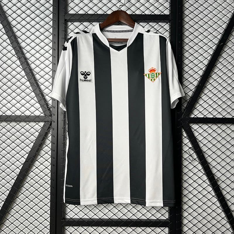 Real Betis Heritage Contrast Concept Kit 2025/26