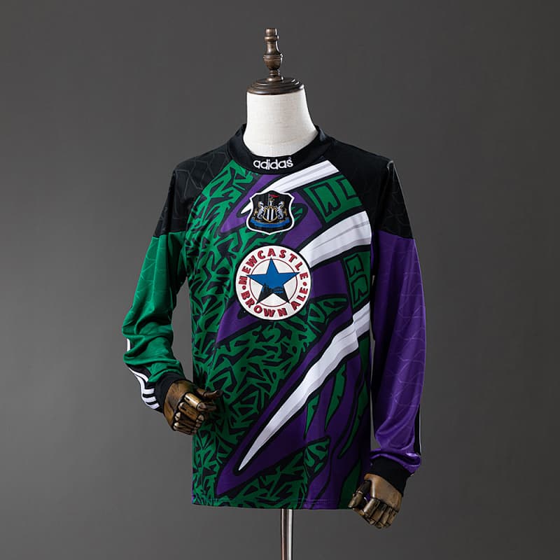 Newcastle United Goalkeeper Long Sleeve Jersey 1995/96