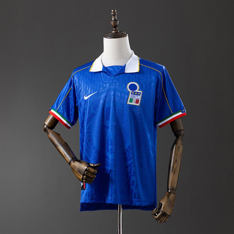 Italy Home Retro Jersey 1995