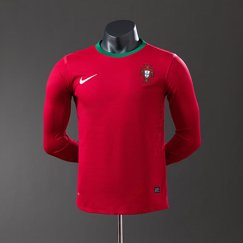 Portugal Home Long Sleeve Jersey 2012 (Player Version)