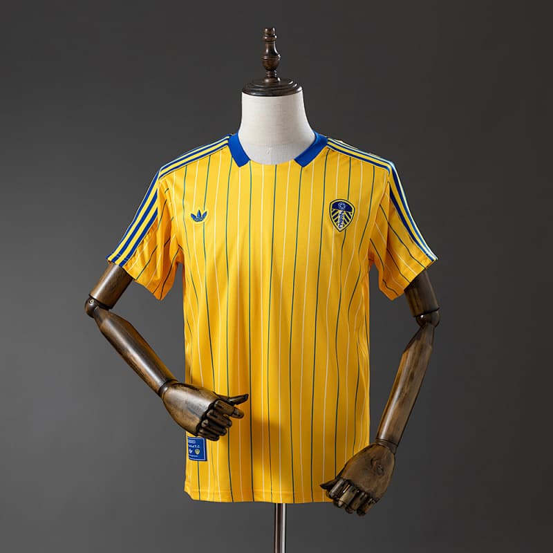 Leeds United Retro Concept Kit 2025/26