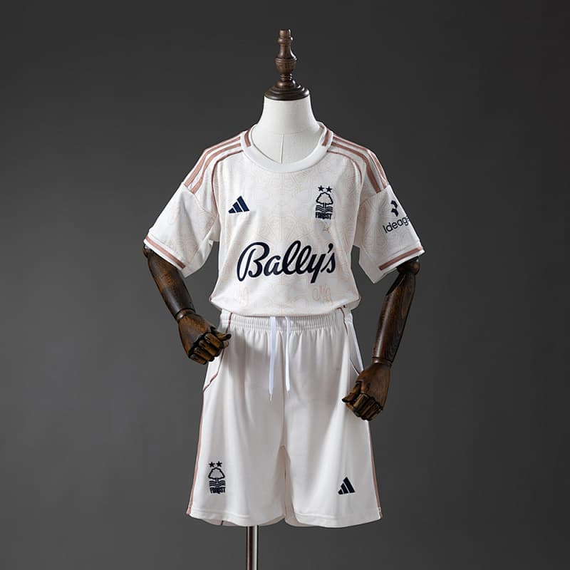 Nottingham Forest Away Kids Kit 2025/26