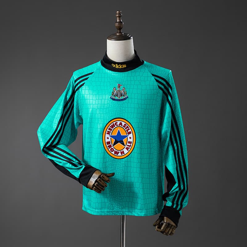 Newcastle United Goalkeeper Long Sleeve Jersey 1997/98