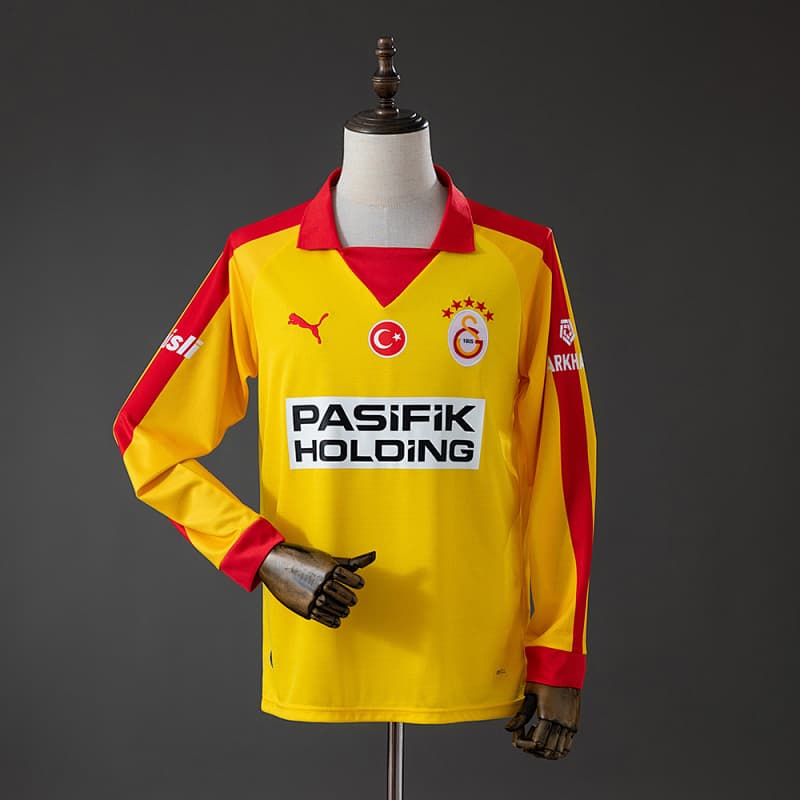 Galatasaray Home Long Sleeve Jersey 2025/26