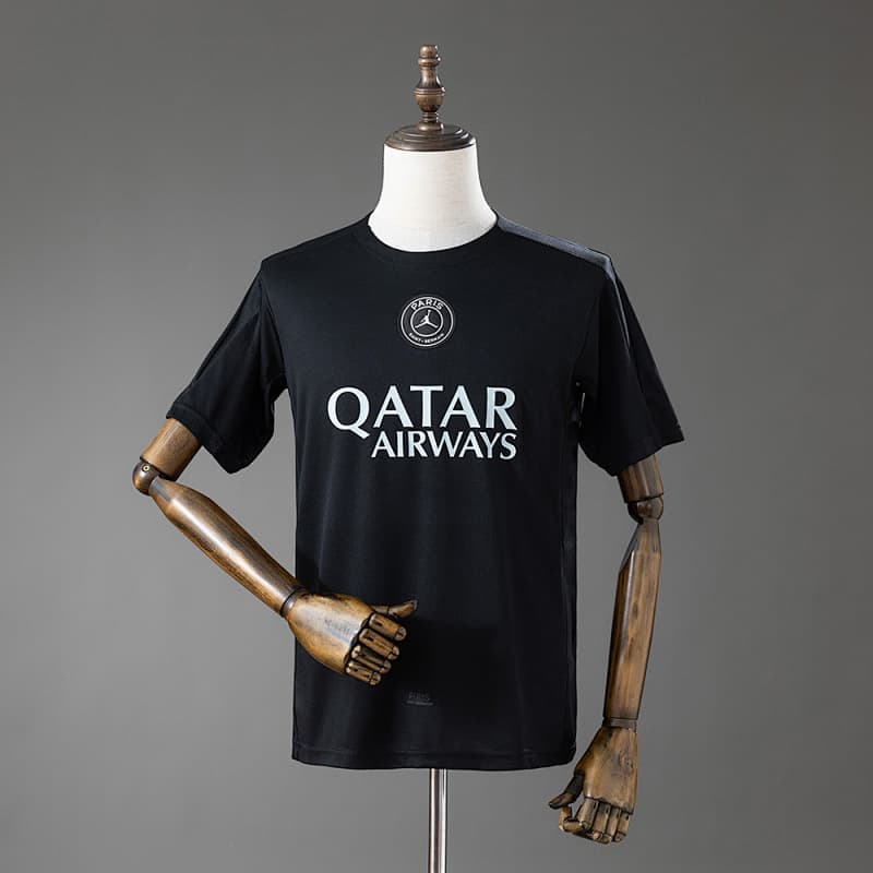 Paris Saint-Germain Training Jersey 2025/26