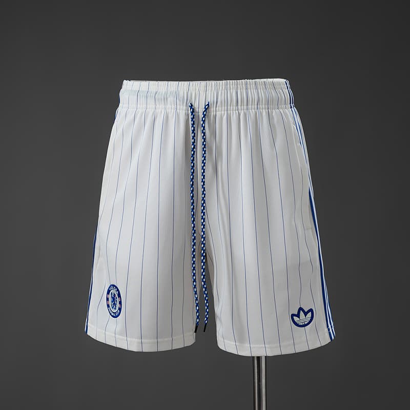 Chelsea Terrace Icons Off-White Concept Kit 2025/26