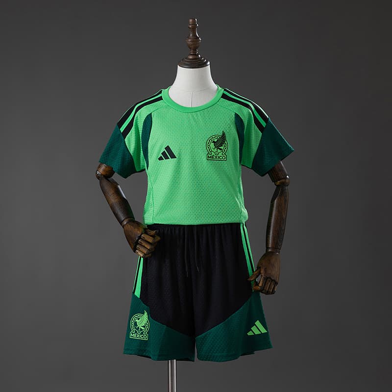 Mexico Training Kids Kit 2026 (Player Version) - Green