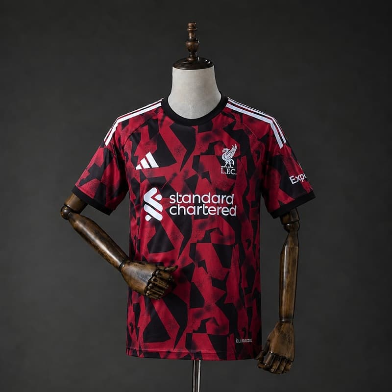 Liverpool Pre-Match Jersey 2026/27